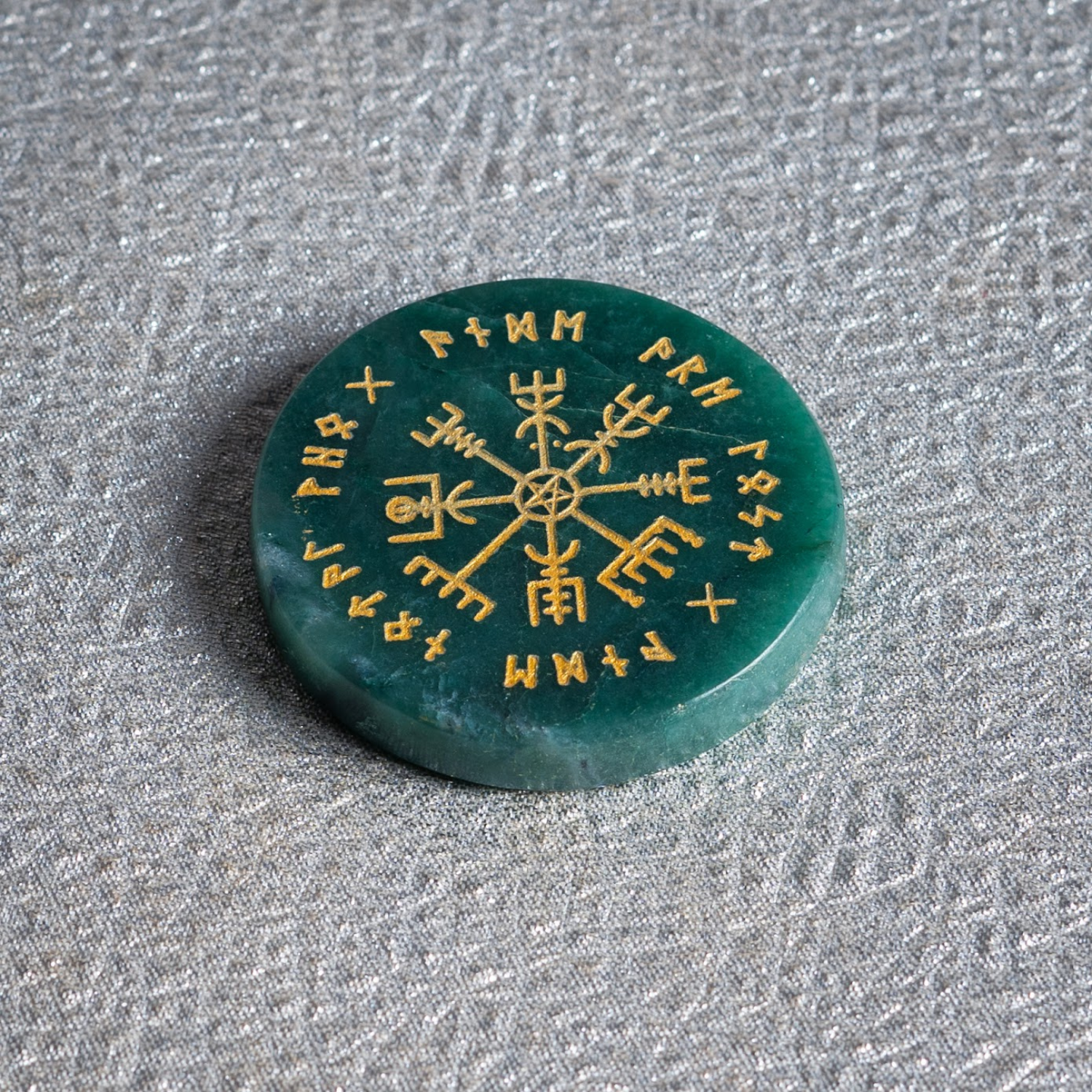 Rune Vegvisir on Jade