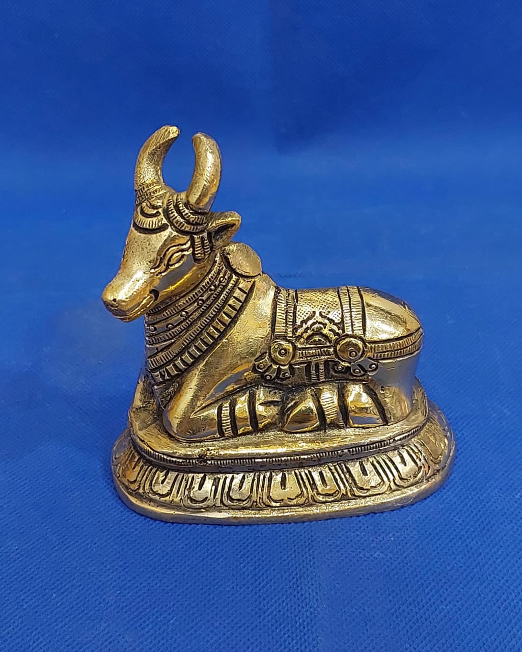 Seven Heaven Brass Nandi  Idol for Pooja Room & Home Decor | 4 Inch / 750g